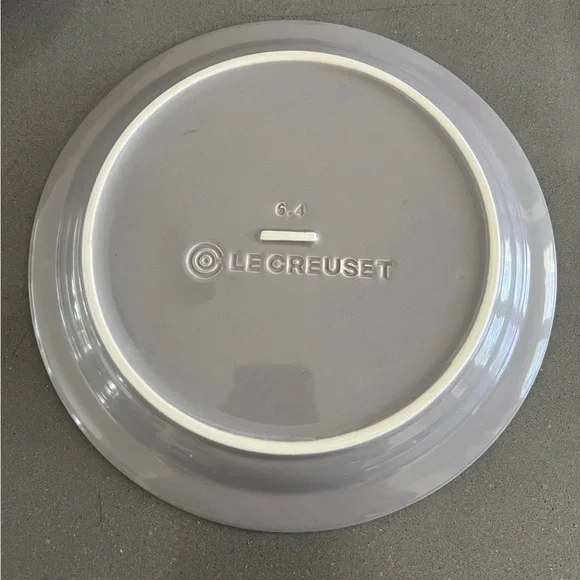 Le Creuset Dinner Plates set of 4 - Picture 2 of 3